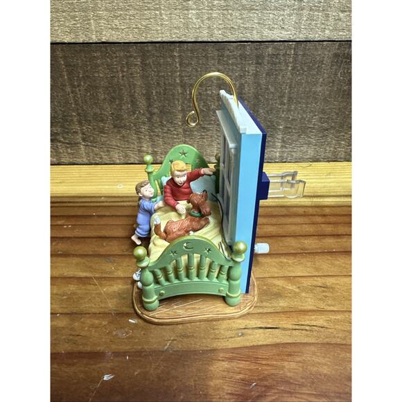 A Time To Believe 2002 Hallmark Keepsake Christmas Ornament WINDUP MOVEMENT - Picture 4 of 5